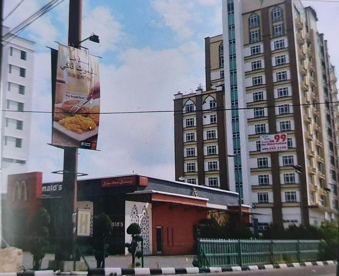 The Viana Apartment 1 Кота Бару Екстериор снимка